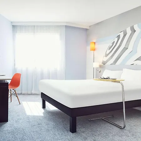 Ibis Styles Toulon La Seyne Sur Mer Exterior foto