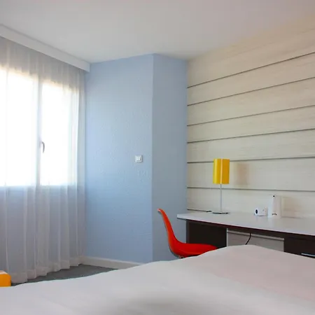Ibis Styles Toulon La Seyne Sur Mer Exterior foto