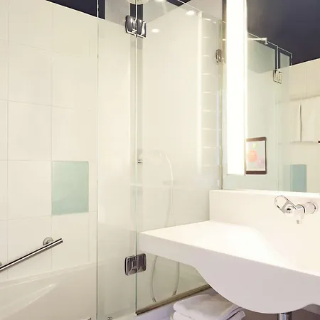 Ibis Styles Toulon La Seyne Sur Mer Exterior foto